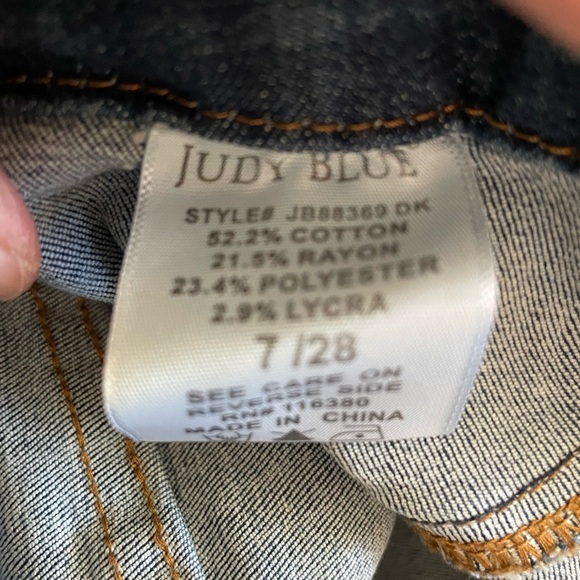 Judy Blue Pull On Boyfriend Fit - Picture 4 of 4